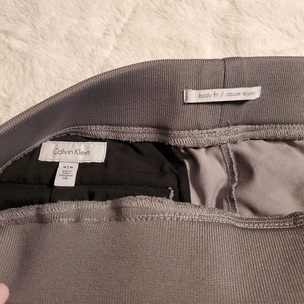 Calvin Klein shorts - Picture 3 of 6